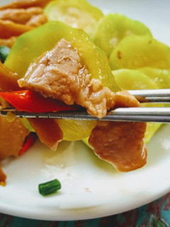 【清冰箱】菜脯絲瓜五花肉(一鍋到底15分鐘快速上菜) 的食譜成品照片
