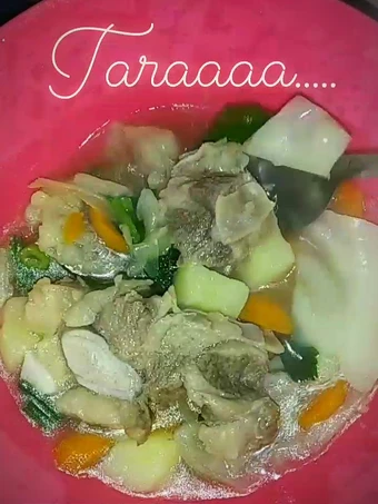 Langkah Gampang Menyiapkan Resep Sop tulang sapi yang Bisa Manjain Lidah Anti Ribet, Uenak Banget