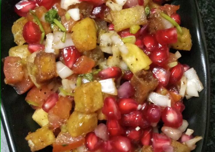 Fries Bhel Chaat