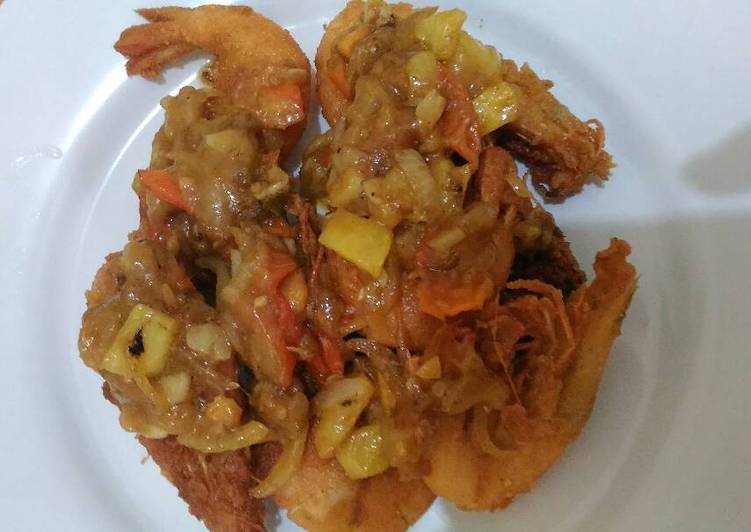 Bumbu Menyiapkan Udang saus telur asin suwir nanas Anti Gagal