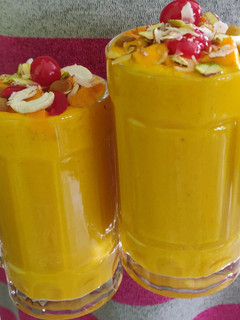 A picture of Mango Lassi.