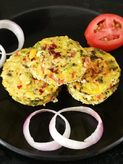 வெஜ் முட்டை கப்ஸ் (Veg,egg cups recipe in tamil) செய்முறை முக்கிய புகைப்படம்
