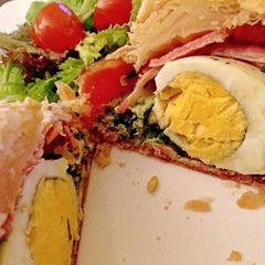A picture of Easy Breakfast Pie.
