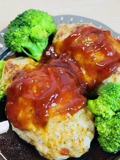 日式漢堡排|過熱水蒸氣烤箱微波爐 的食譜成品照片