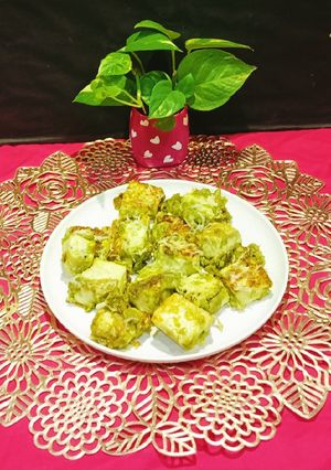 A picture of Cheesey Hariyali Paneer Tikka.