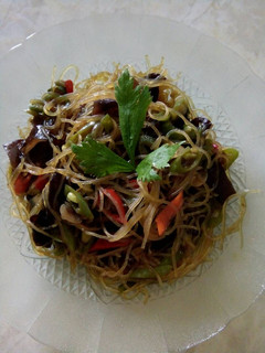 Foto resep Tumis Bihun Jamur Cabe Hijau