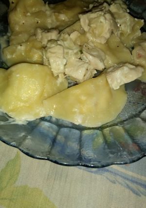 Una foto de Varenikes con papas y ricota