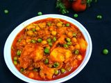 আলু মটর কারি