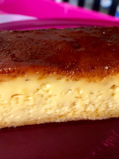 Una foto de Flan de vainilla esponjoso