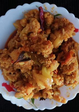 ফুলকপি রোষ্ট fulkopi roast recipe in Bengali) রেসিপির প্রধান ছবি