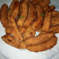 Deep fried green bananas A picture of Deep fried green bananas.