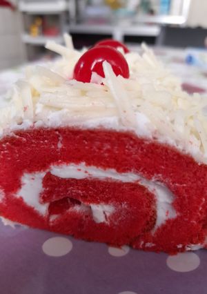 Foto resep Red Velvet Roll Cake with Cherry