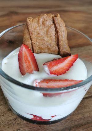 Une photo de Tiramisu fraise speculoos