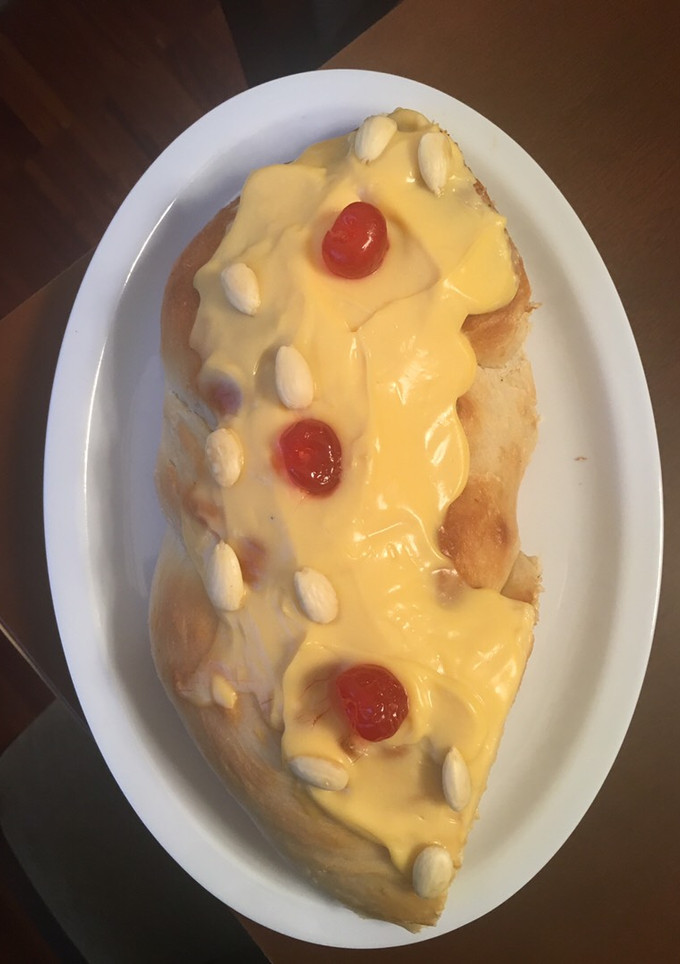 Una foto de Rosca o trenza de pascua