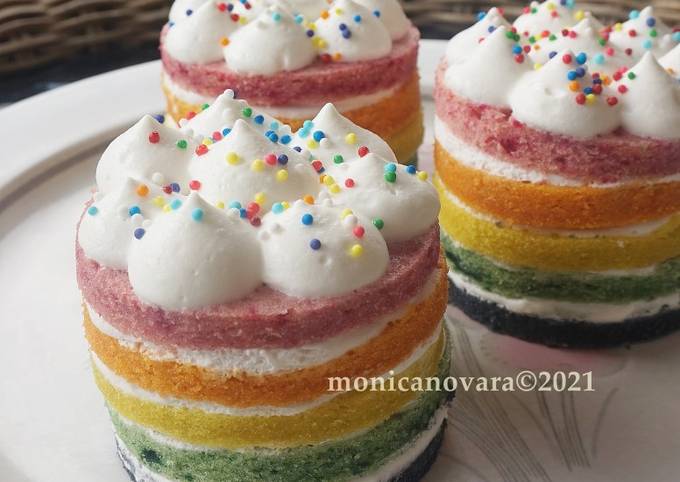 Rainbow Cake Kukus Mini