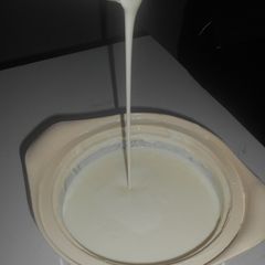 A picture of Fresh fermented yoghurt.