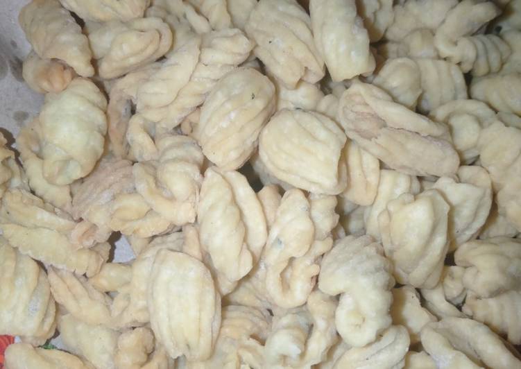 Kue bawang aka cumi cumi π