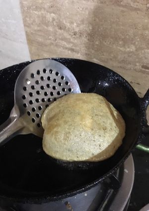 A picture of Crispy puri.