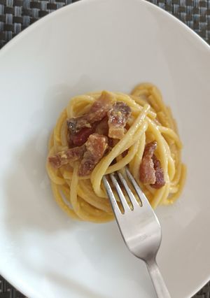 A picture of Bucatini Carbonara.