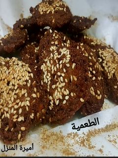 صورة لوصفة الطعمية(الفلافل) البيتي المقرمشة فطور مصري طريقة الحفظ والتجميد