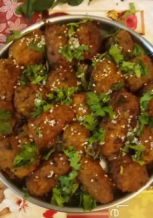 A picture of Dinner today leftover rice kofta.