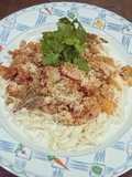 เฟตตูชินี่โบโลเนสหมูสับไส้กรอกหมู - คีโต