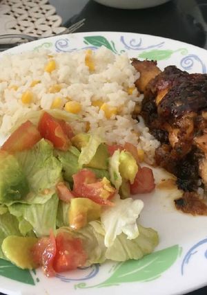 Una foto de Pollo en salsa de maracuyá