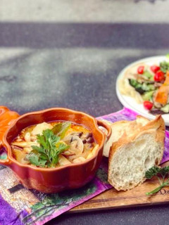 泰式料理【酸辣海鮮湯tom yum kung】 的食譜成品照片