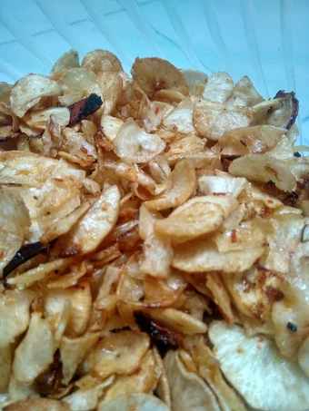 Langkah Gampang Membuat Resep Keripik singkong pedes nampol yang Lezat Sekali Anti Ribet, Bisa Manjain Lidah