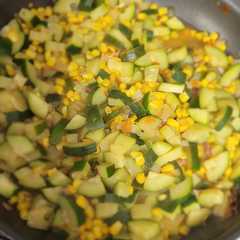 Una foto de Calabacitas con tocino (fácil y delicioso)