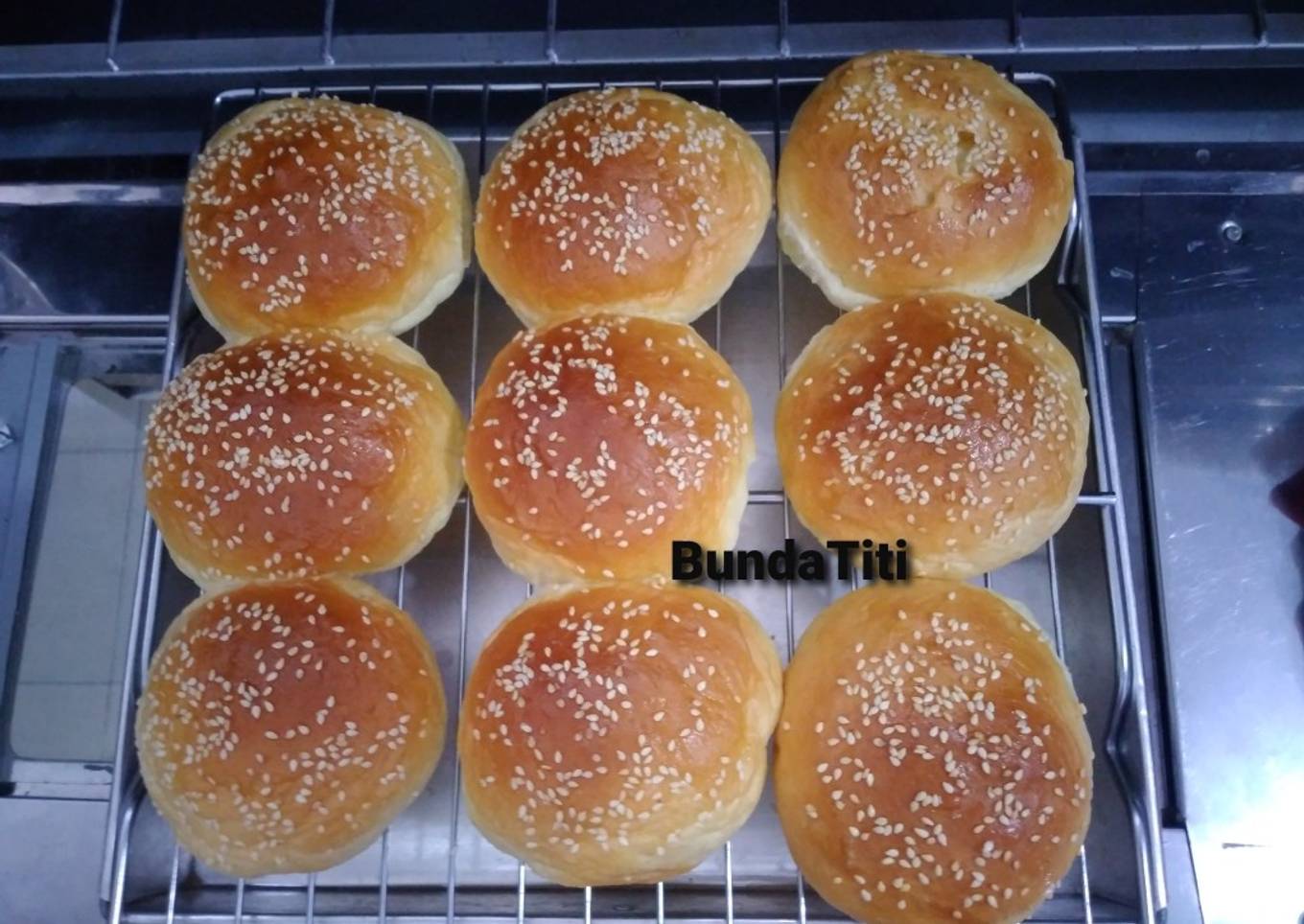 689.Bun Roti Burger