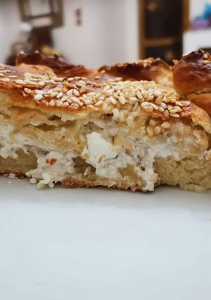 Φωτογραφία της συνταγής Τυρόπιτα με πανεύκολη χειροποίητη ζύμη