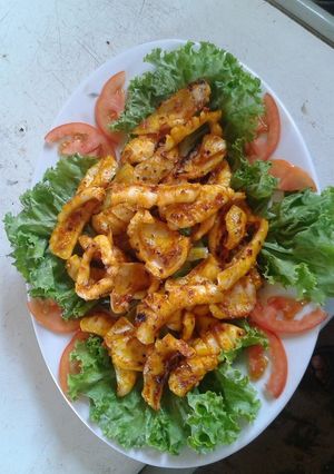 Hình của món Mực lá nướng sa tế.