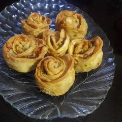 Roses samosa A picture of Roses samosa.