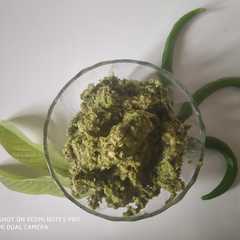 A picture of Organic thecha or chutney.