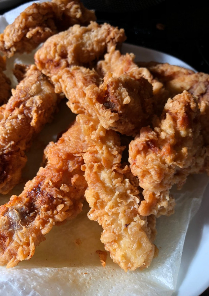Una foto de Pollo frito - crujiente