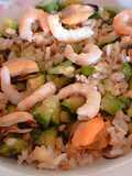 Riso ai cereali con cozze, gamberi e zucchine