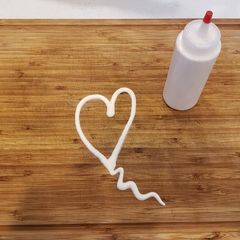 A picture of Garlic Lime Crema Seafood Taco Sauce.