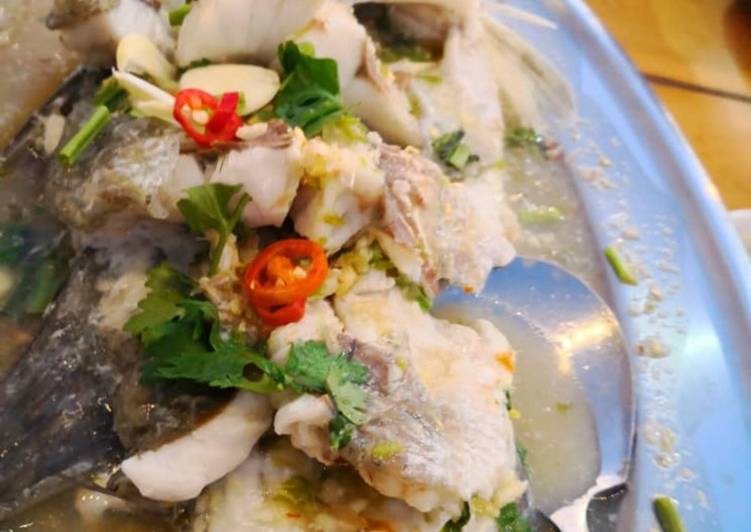 Resepi Steam Fish with Kaffir Lime yang Cepat