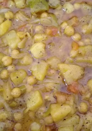 A picture of Special poatato white chnna.