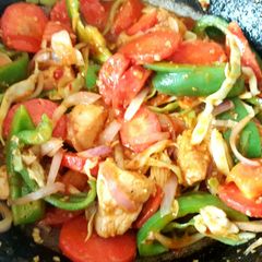 A picture of Chicken and Veggie Stir fry with rice 😋.