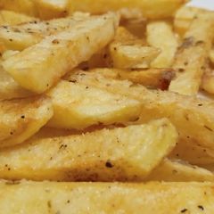 A picture of Simple french fries.