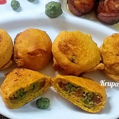 A picture of Dumas special tomato pakora.