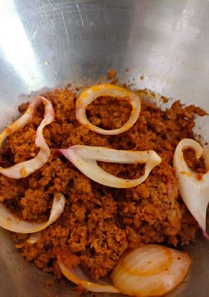 A picture of Smoked tandoori tawa qeema.