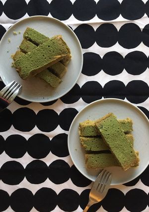 A picture of Matcha pound cake 🍵.