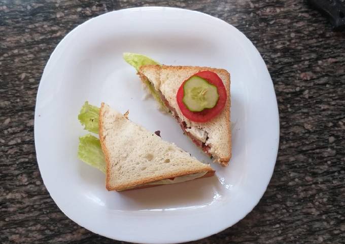 Recipe of Quick Veggies n Sausage sandwich #Photography Challenge