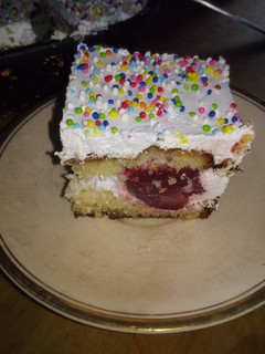 Una foto de Torta fresca con frutos rojos