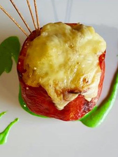 Una foto de Morrón relleno