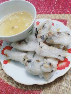 Hình của món Bánh cuốn 'Duốc' nóng đây ạ!! :D.