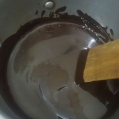 A picture of Baine Marie Technique - How To Melt Chocolate.